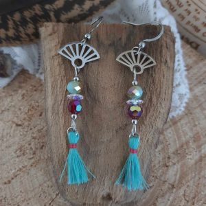 Boucles d&rsquo;oreilles en acier, éventail et pompon, turquoise et rouge
