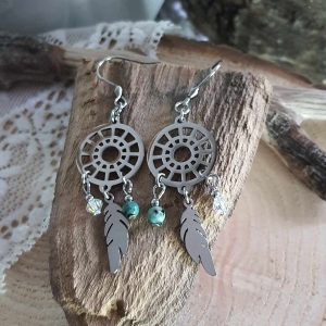 Boucles d’oreilles attrape rêves en acier inoxydable, perles et plumes