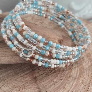 Bracelet manchette à mémoire de forme 5 rangs, perles en verre, acier inoxydable, bleu et blanc